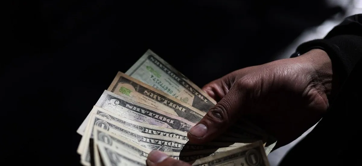 BCB habilita retiro en efectivo de ahorros de hasta $us 5.000