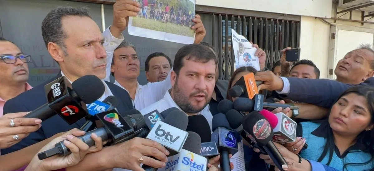 Cochamanidis tacha de "cobarde" a Morales y pide al Gobierno aportar pruebas sobre bloqueos