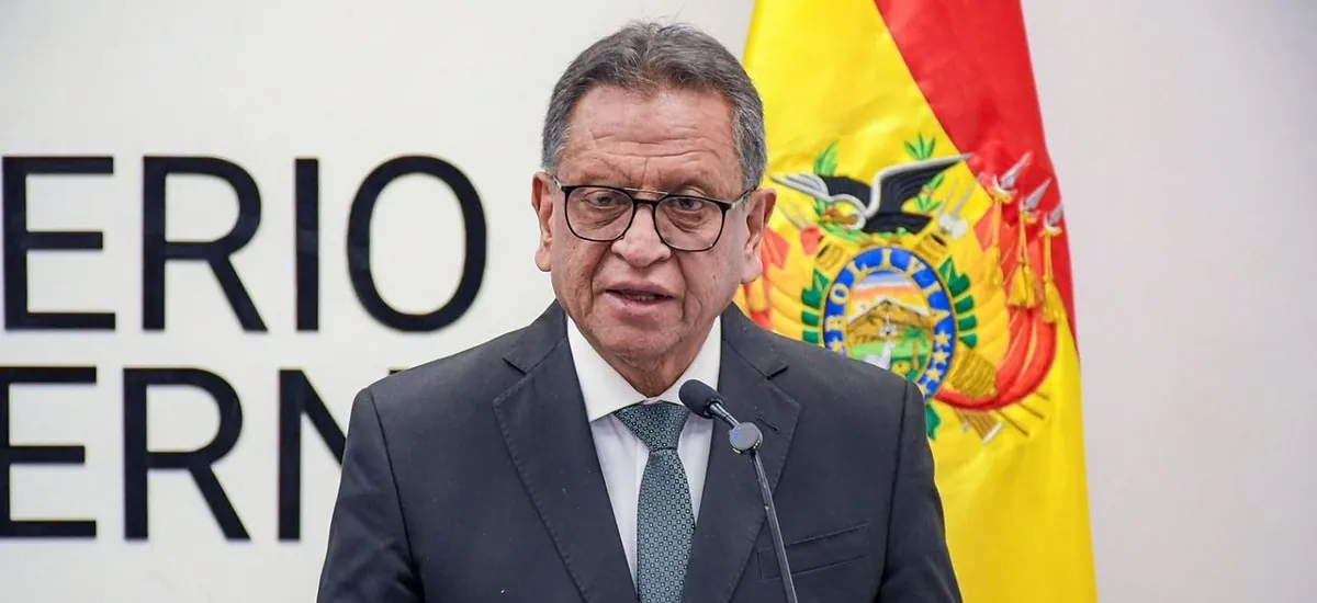 Ola de interpelaciones: Legislativo ahora convoca al ministro de Gobierno para el miércoles