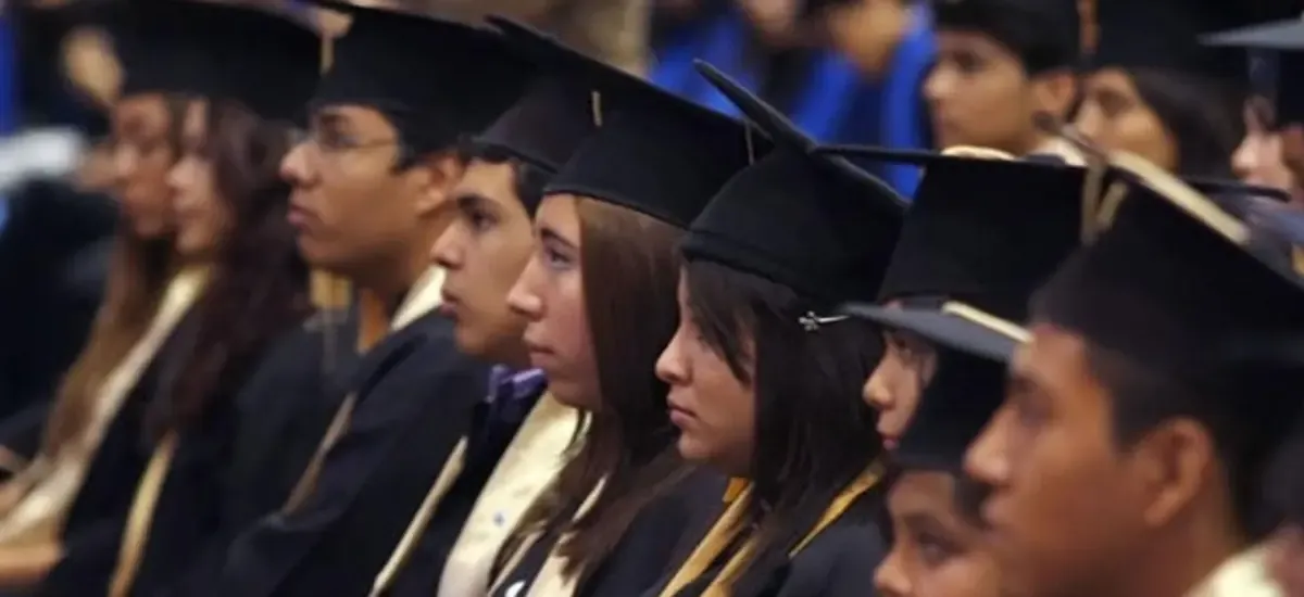 Títulos de bachiller serán digitales y sin costo este 2026, señala el ministro de Educación