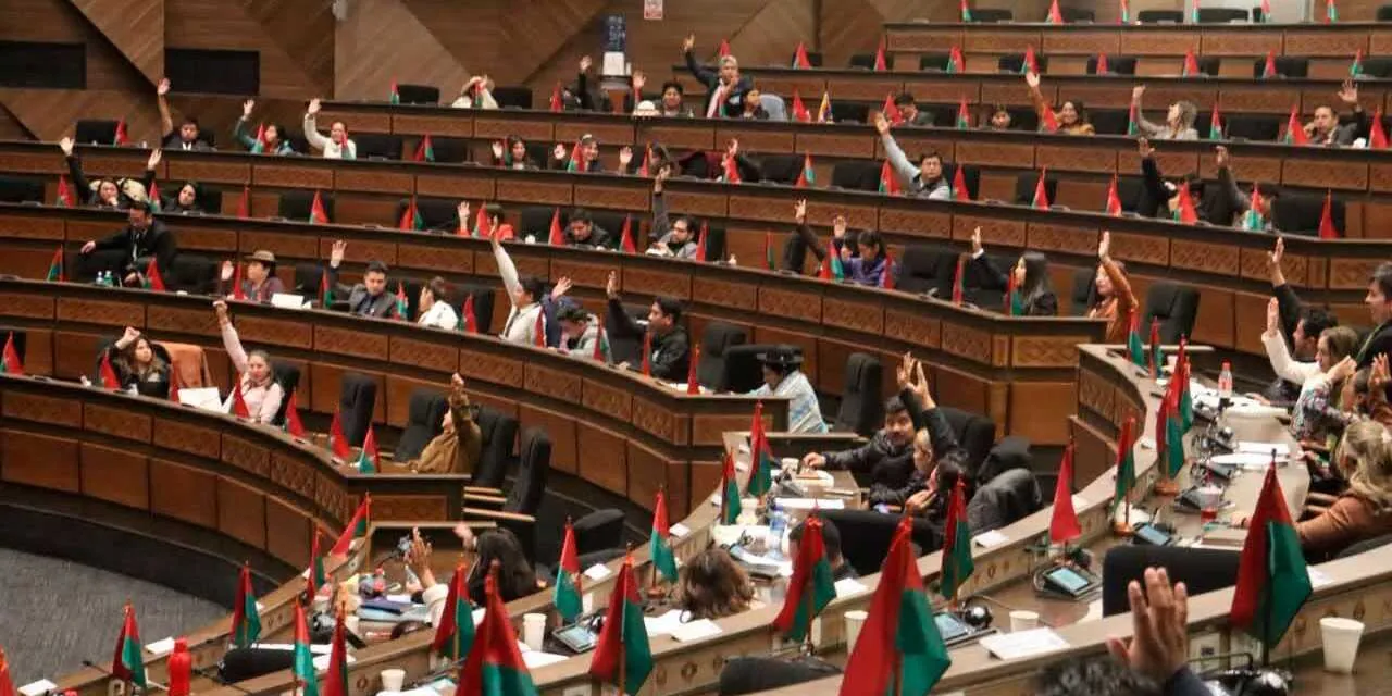 Gobierno hablará con cada asambleísta si es necesario para aprobar leyes; LIBRE advierte transfugio