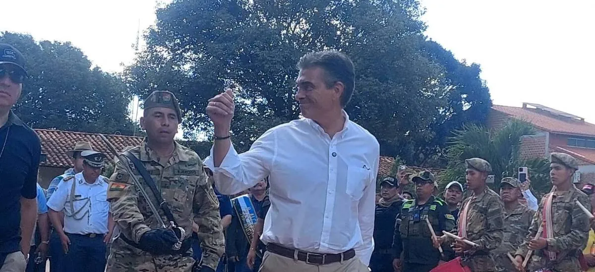 Presidente Paz arriba a San Ignacio de Velasco para sellar acuerdo con Brasil e impulsar un corredor vial en la región