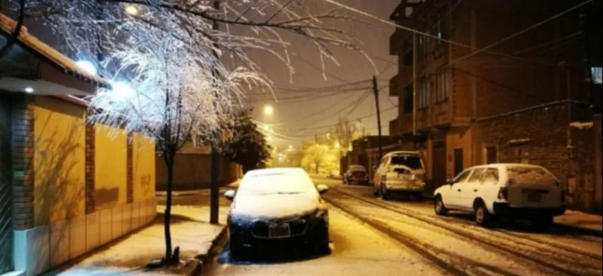 Oruro cierra la semana cubierto de blanco; el Senamhi prevé nevadas en cuatro departamentos