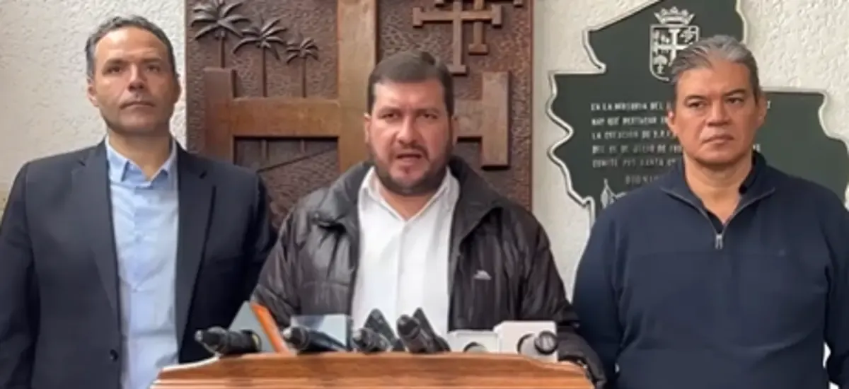 Cívicos denuncian ante la Fiscalía a Evo, Argollo y Salazar por terrorismo y alzamiento armado tras 53 días de bloqueos