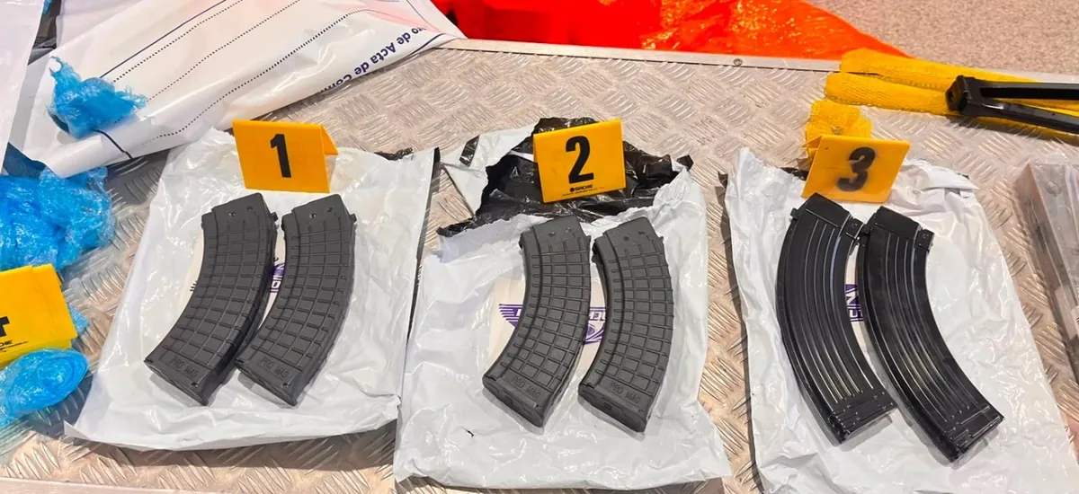 Pedirán información a EEUU para saber cómo salieron maletas con armas