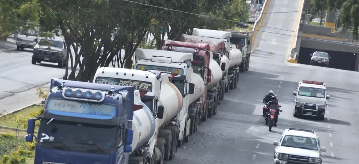 Gobierno dice que el diésel a Bs 18 es parte de una transición para desmontar el contrabando