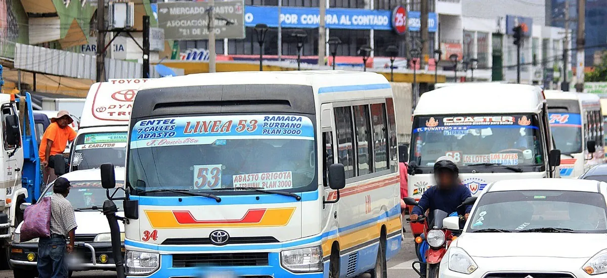 Micreros mantienen precio del pasaje hasta que salga el estudio de costos
