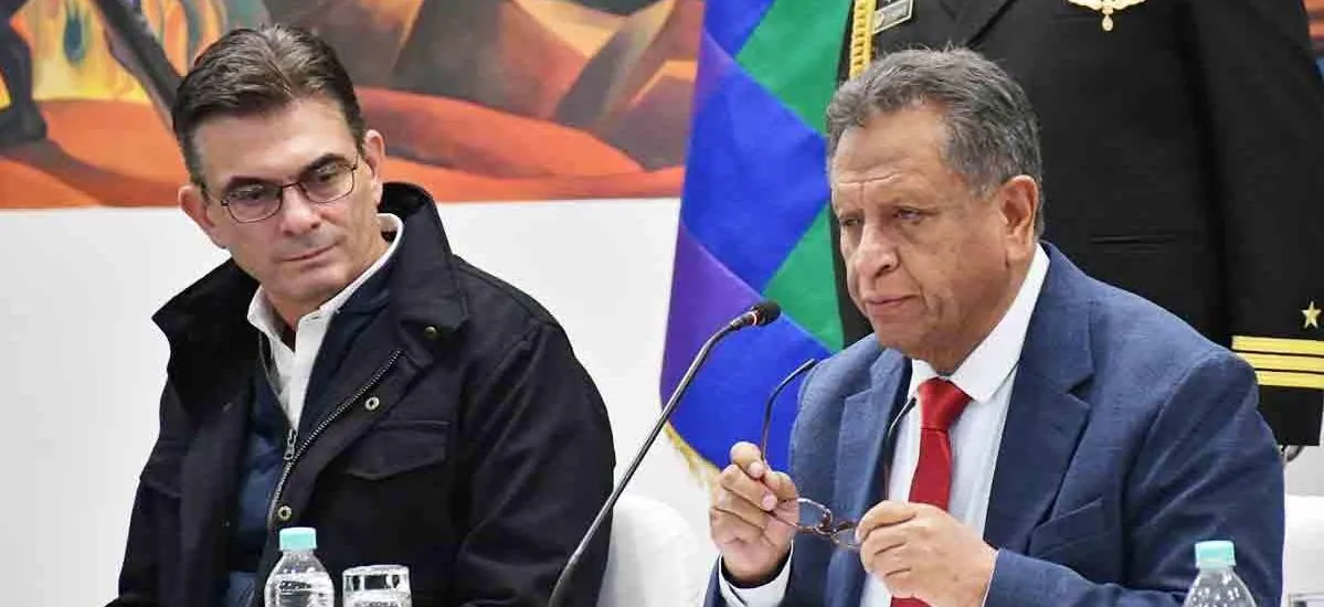 Ministro de Gobierno: “Hay una serie de amenazas contra la familia presidencial”