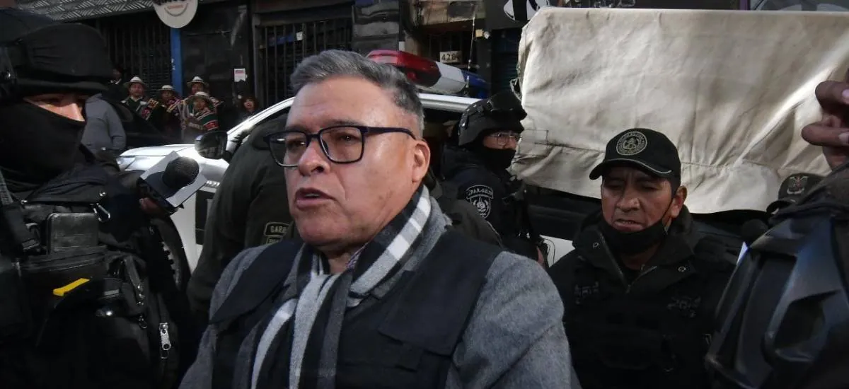 Toma militar: Justicia determina detención domiciliaria para Zúñiga, dice su abogado