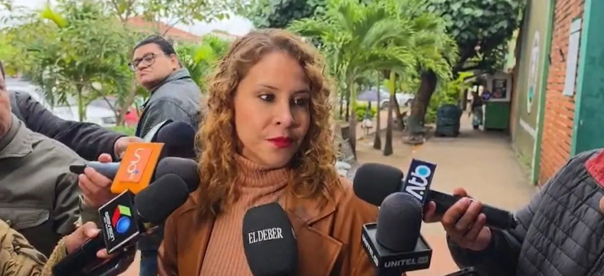 Abogada califica de "show político" las acusaciones en contra de Fernando Cerimedo