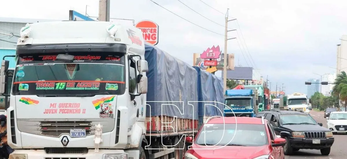 "Estamos comiendo nuestros camiones": transporte pesado denuncia que la escasez de diésel reduce hasta un 30% su actividad