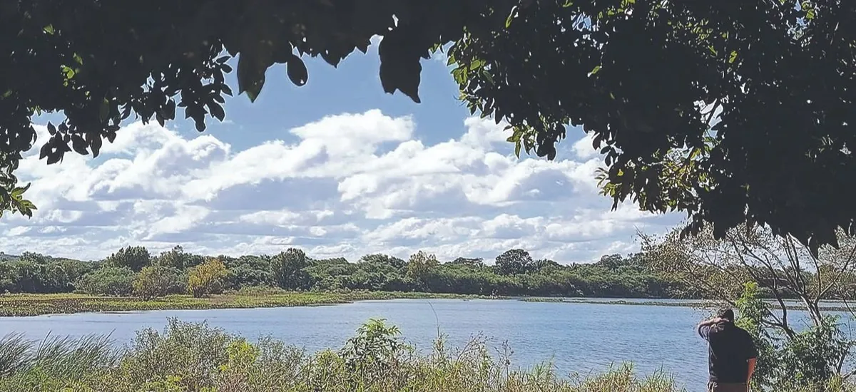 Exigen limpieza de la laguna Esperanza para convertirla en un paseo seguro