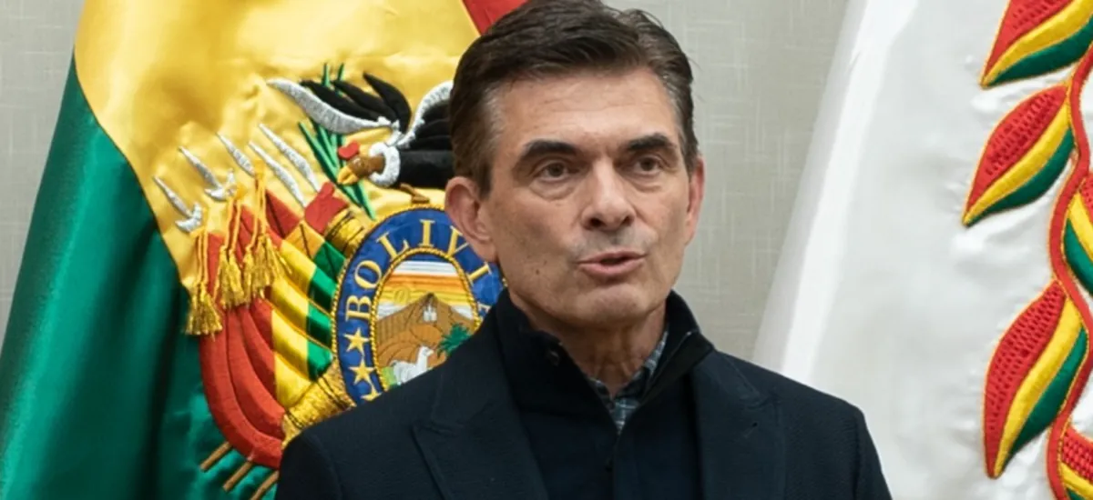 Paz ordena investigación “profunda y transparente” por atentado a Beller y garantiza la seguridad de la activista
