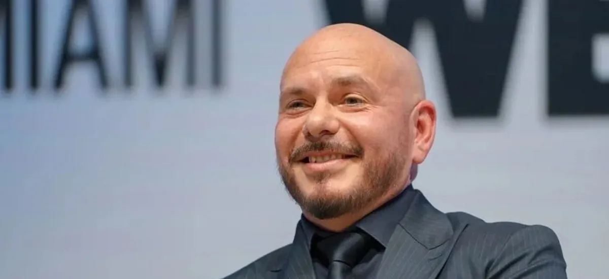 Pitbull anuncia una gira mundial y una edición de 'Pitcoin' con hasta 12 canciones nuevas