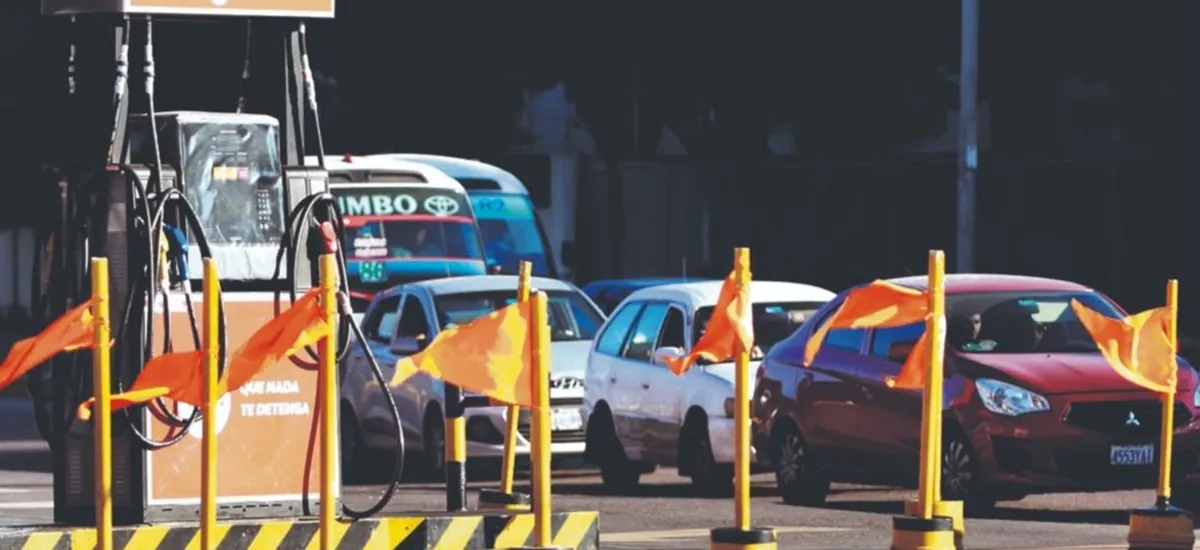 Oficial: la crisis de combustibles se extenderá hasta fines de julio