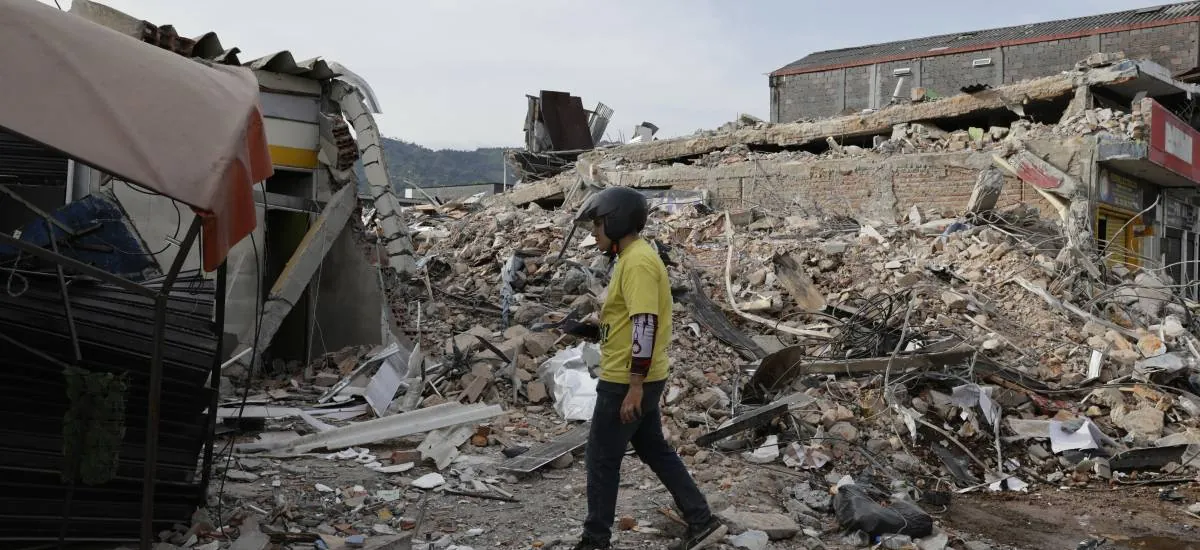 Al menos 265 muertos y 496 desaparecidos en el terremoto de Colombia, según el Gobierno
