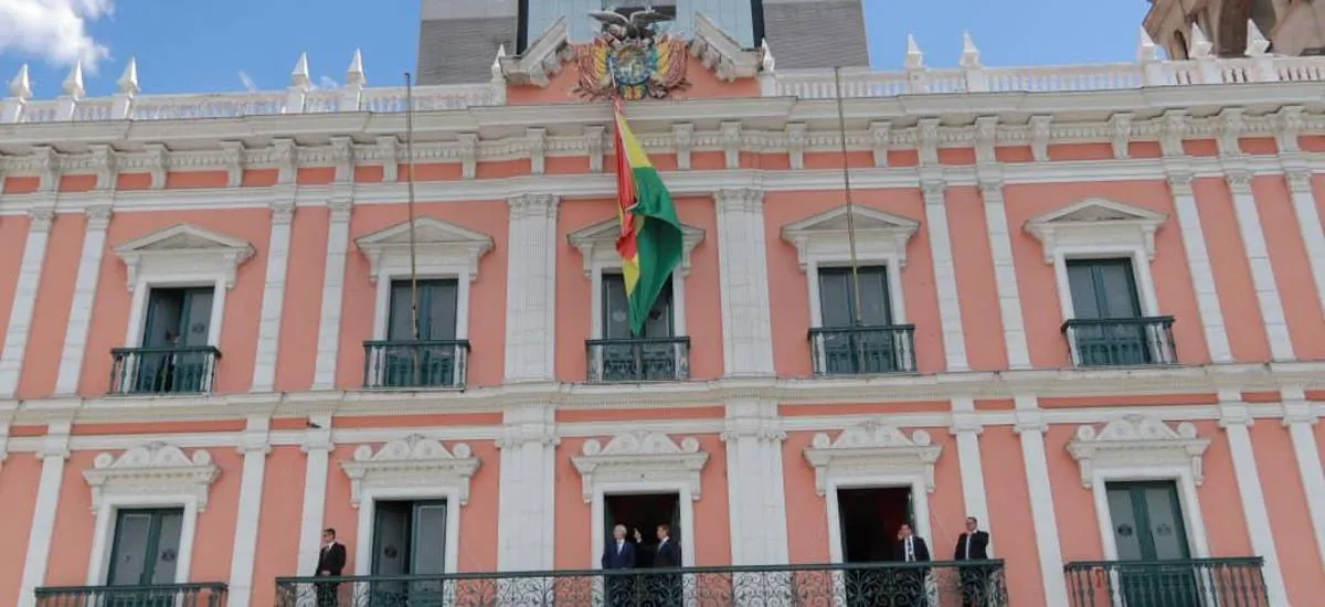 Gobernadores de regiones fronterizas de Bolivia y Chile se reúnen en Palacio de Gobierno en La Paz