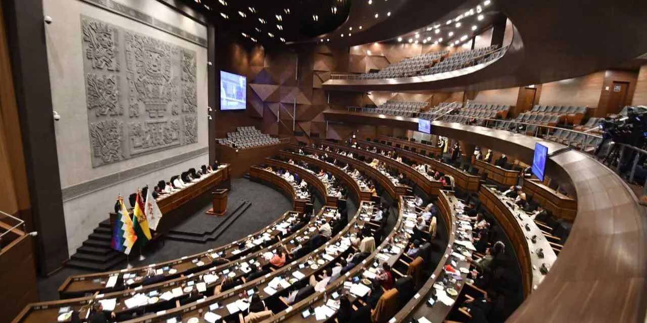 Ante dispersión de las bancadas, las agendas regionales ganan peso como eje articulador en la Asamblea