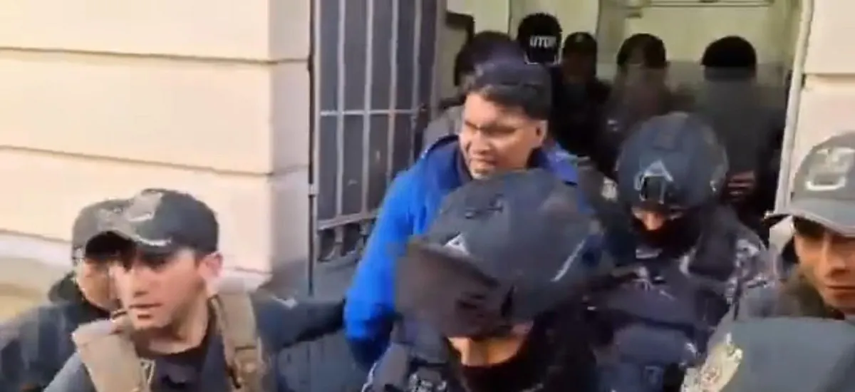 Abogado de senador Condori afirma que imputación se basa en enlaces de redes sociales