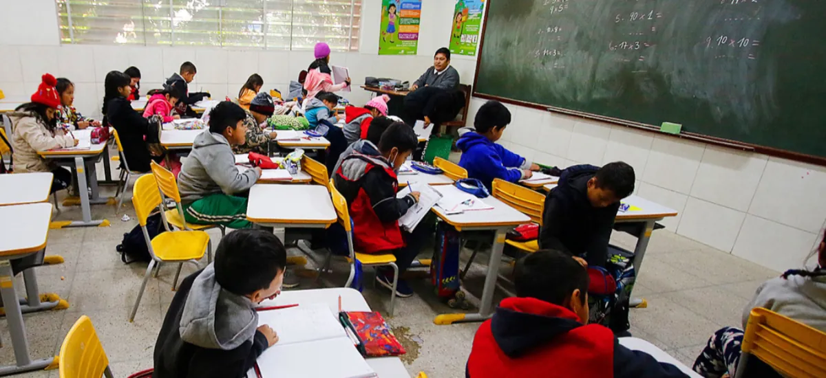 Estudiantes retornan a las aulas este lunes; así estará el clima en el país