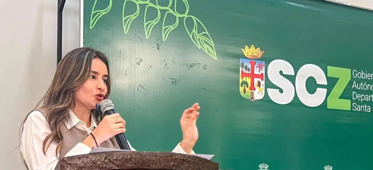 Santa Cruz: vicegobernadora acudirá a la justicia ante “plantón” de ministra de Salud por pacientes renales