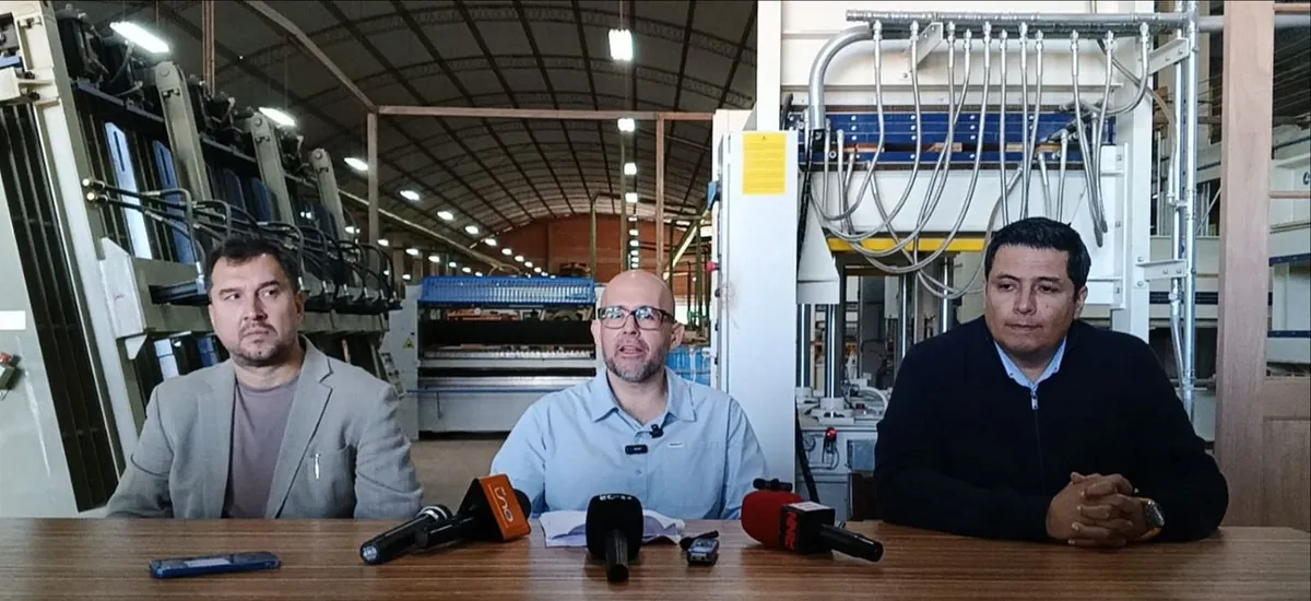 Pericias descartan que madera retenida en Viru Viru contenga sustancias controladas